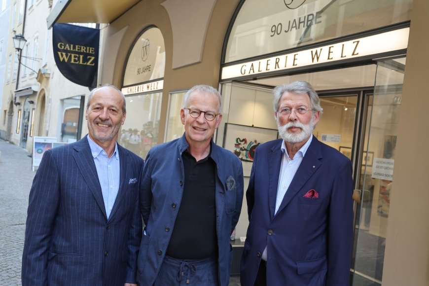 Geschäftsführer Martin Kelz, Künstler Georg Loewit, Geschäftsführer Hubert Lendl, Foto: Neumayr-Abdruck