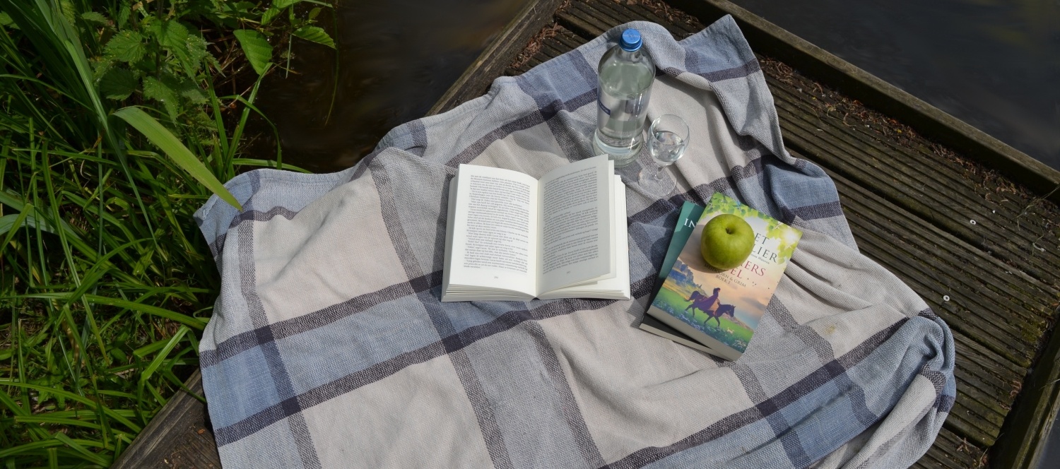 Nature, Book reading, PXHERE